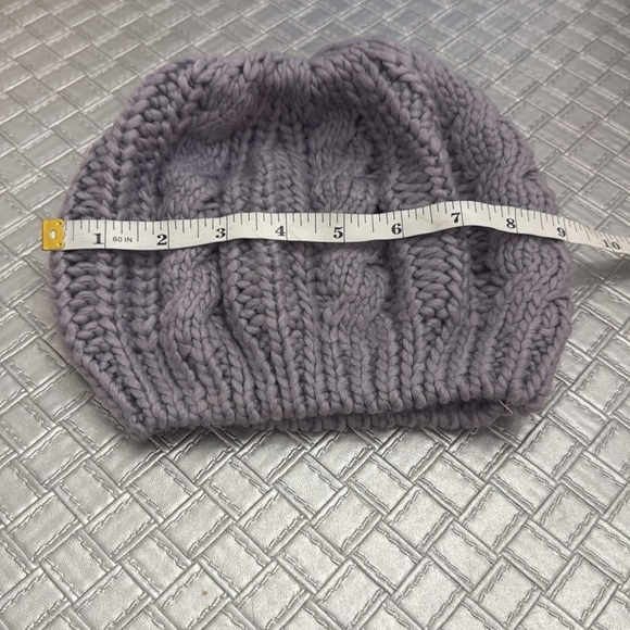Elegant Cable Knit Beanie in Soft Gray - Picture 2 of 3